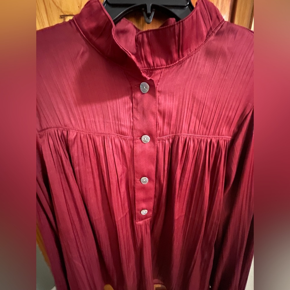Women's Anthropologie Boho Deep Red Blouse with Button Detail - Size XL